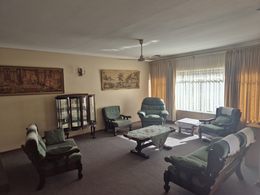 4 Bedroom Property for Sale in Declercqville North West